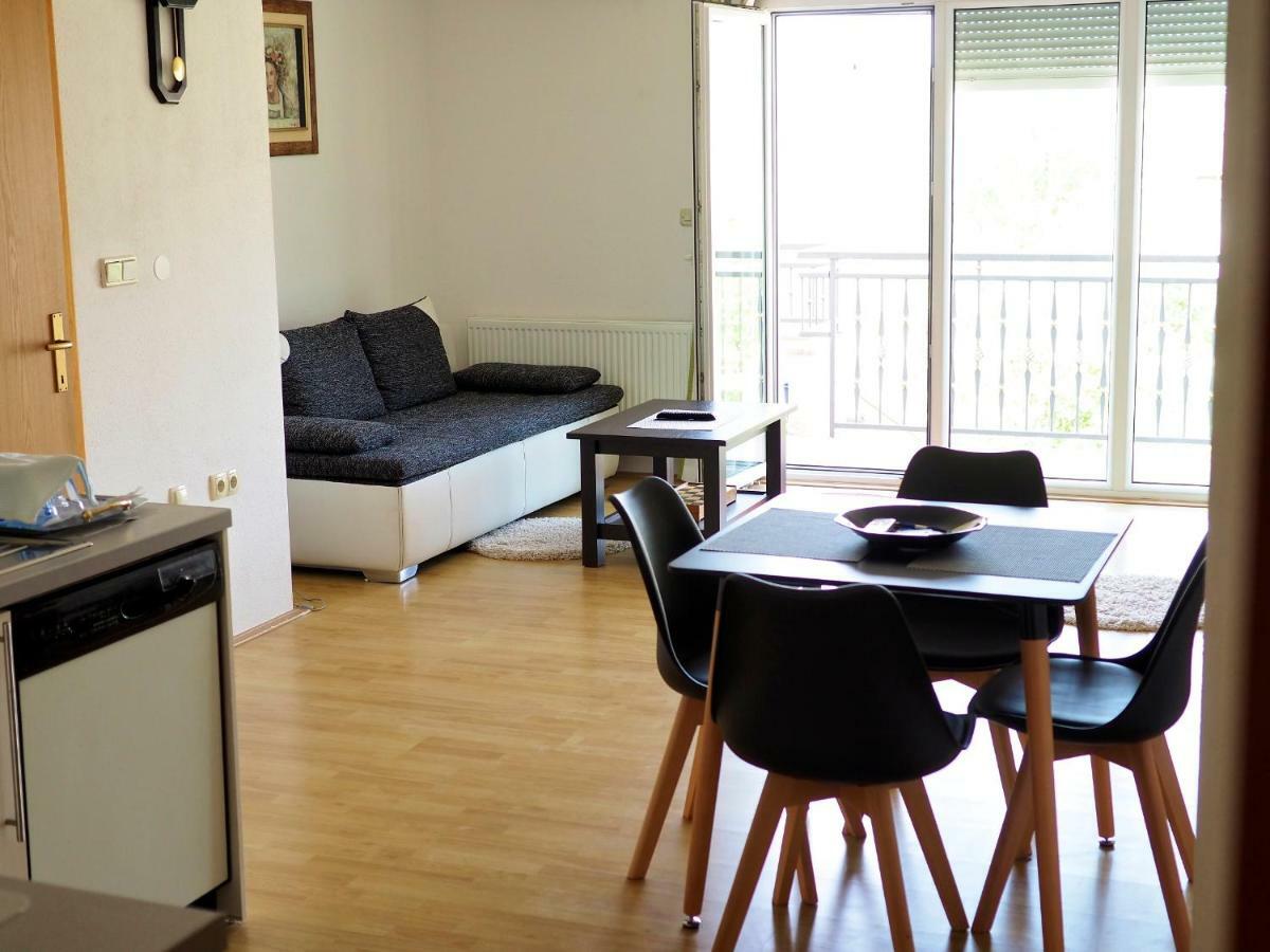 Apartment Ivan-Experience 3 Bedrooms Ljubuški Exteriör bild